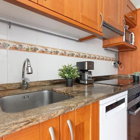 Parque De La Naturaleza De Cabarceno Apartment La Cueva (Cantabria)