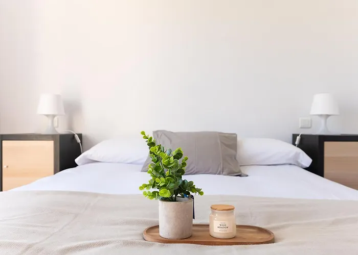 Parque De La Naturaleza De Cabarceno * La Cueva (Cantabria)